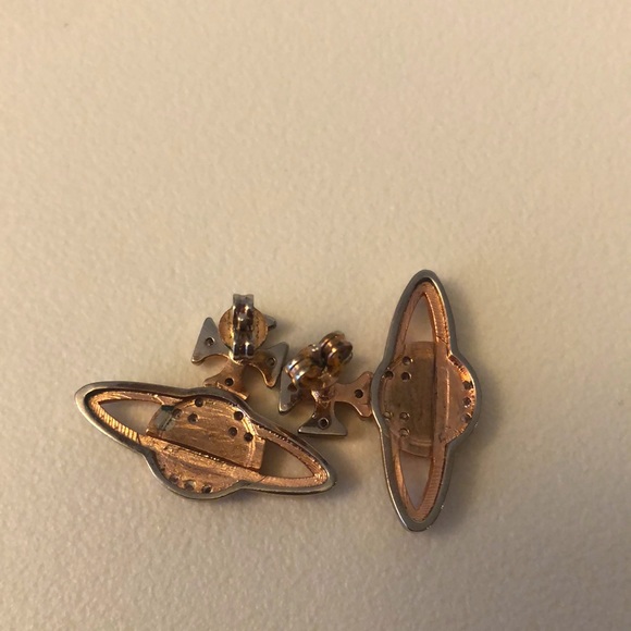 Vivienne Westwood earring - Picture 3 of 4